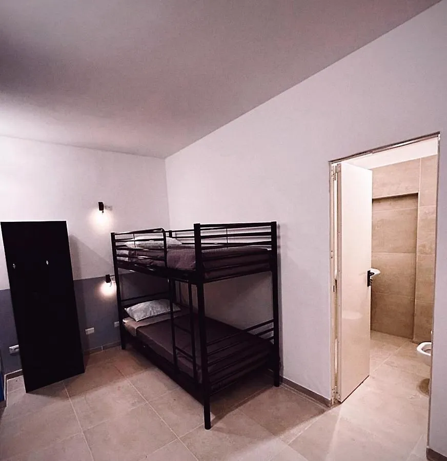Hostel Melting Pot Rzym 0*,