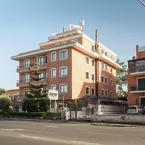 Smooth West Hotel