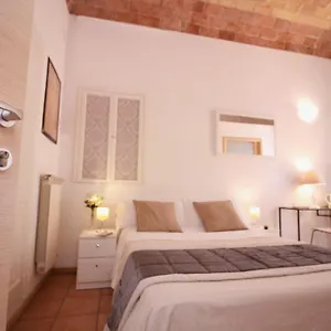 2* Casa de hóspedes Machiavelli